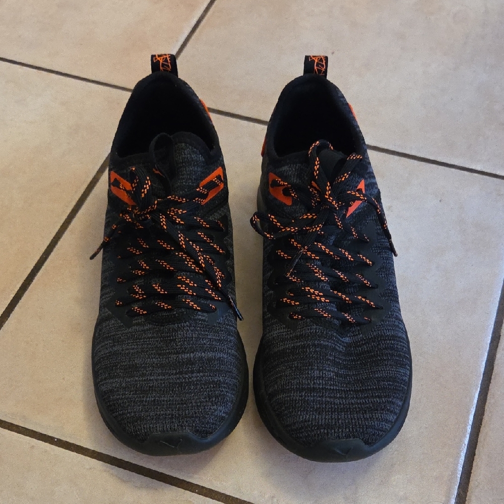 Puma Men's Black and Orange Athletic Shoes